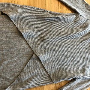 Zara sweater size medium